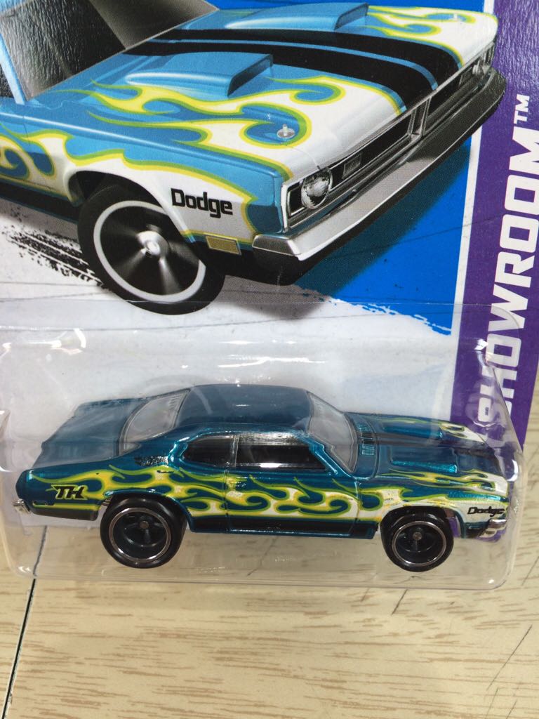 Super Dodge Demon - Super Treasure Hunt toy car collectible - Main Image 2