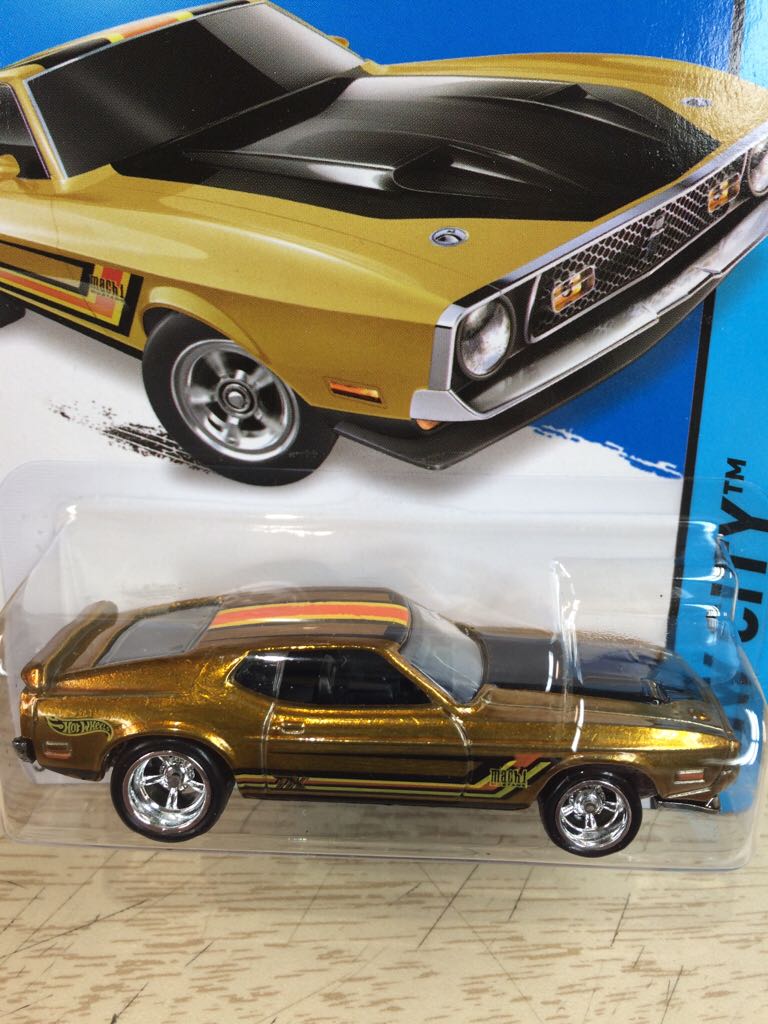 Super Mustang Mach I 1971 - Super Treasure Hunt toy car collectible - Main Image 2