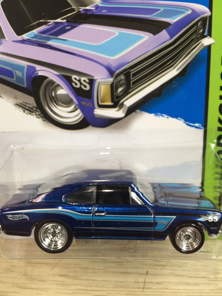 Super Chevrolet SS - Super Treasure Hunt toy car collectible - Main Image 2