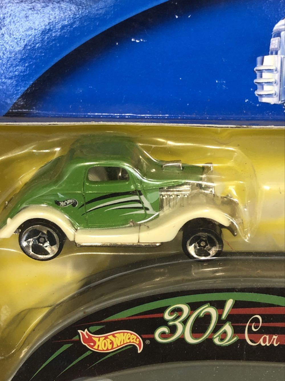 2001 Toyota Celica - Pavement Pounders toy car collectible - Main Image 2