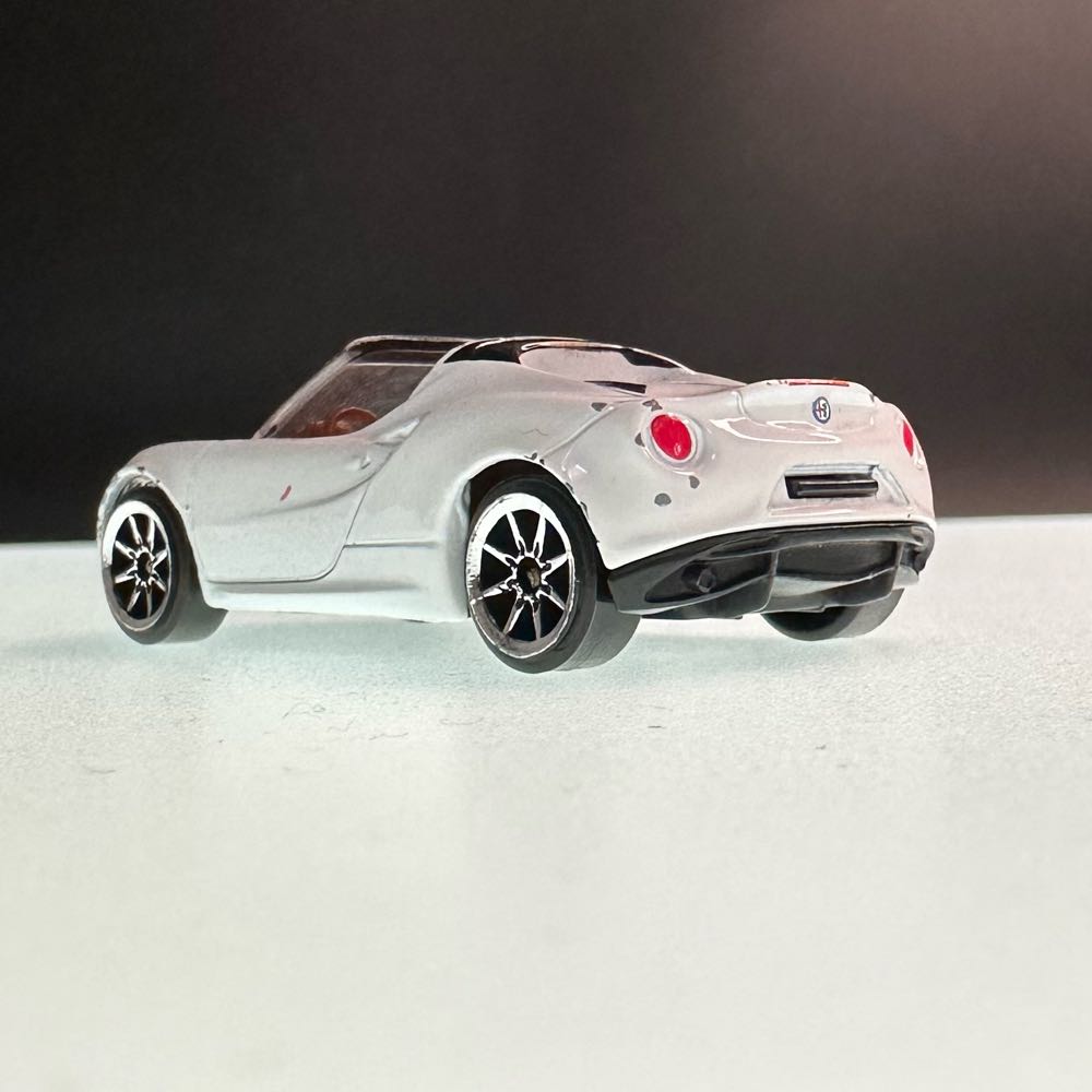 Alfa Romeo 8C Spider - Majoette toy car collectible - Main Image 2
