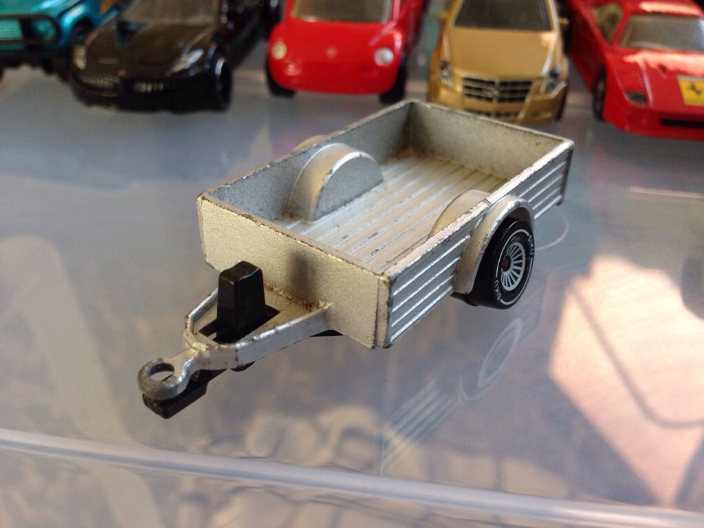 Volkswagen Caddy Mk1 - Siku toy car collectible - Main Image 2