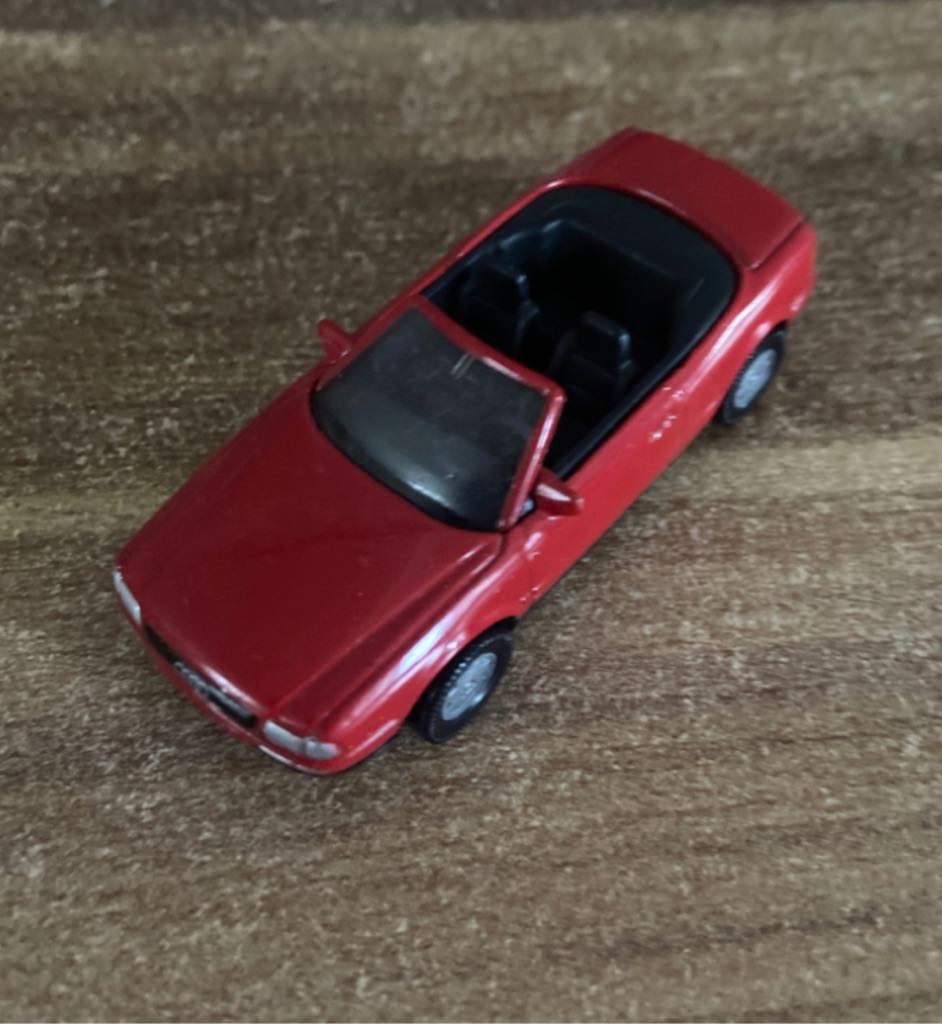Audi 80 Cabriolet - Siku toy car collectible - Main Image 2