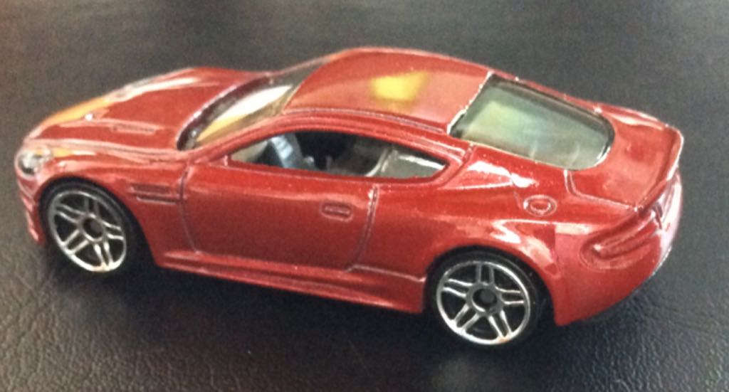 Aston Martin DBS - HW Workshop™ toy car collectible - Main Image 2