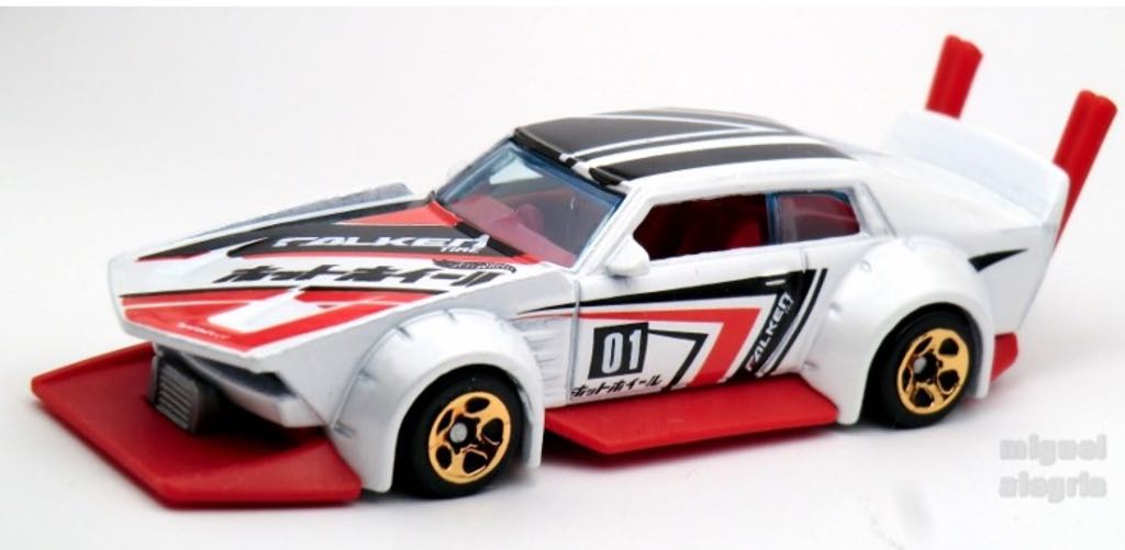 Mad Manga - HW City toy car collectible - Main Image 2