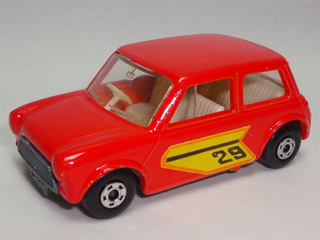 Austin Mini Racing #29 - 1970 - Matchbox Superfast toy car collectible - Main Image 1