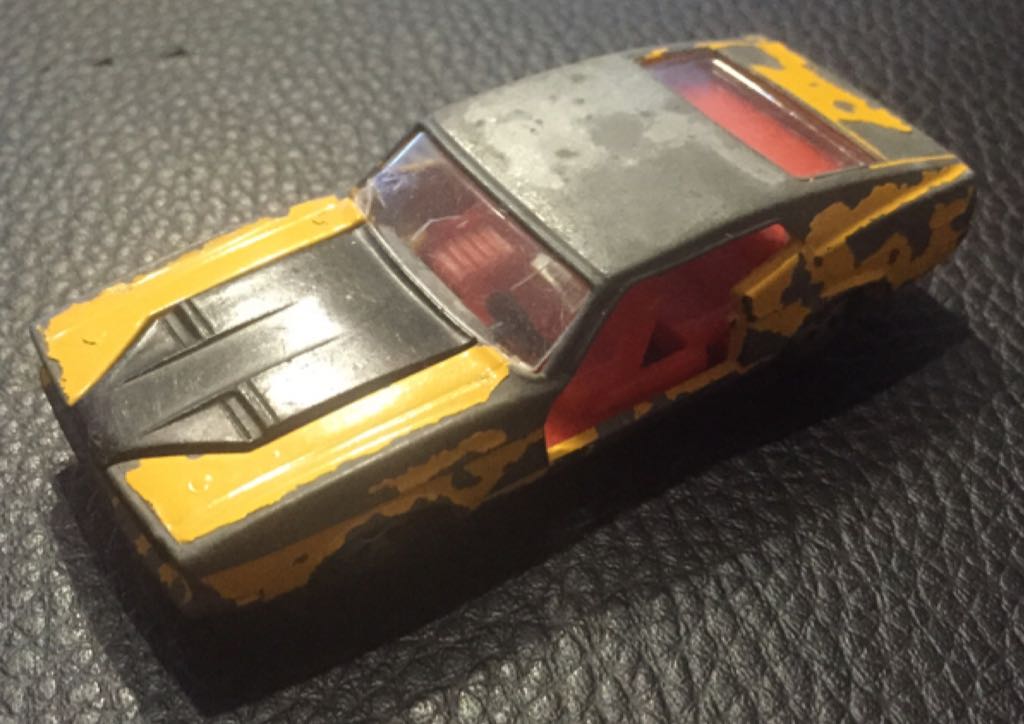 Ford T5 Mustang Mach - Siku toy car collectible - Main Image 2