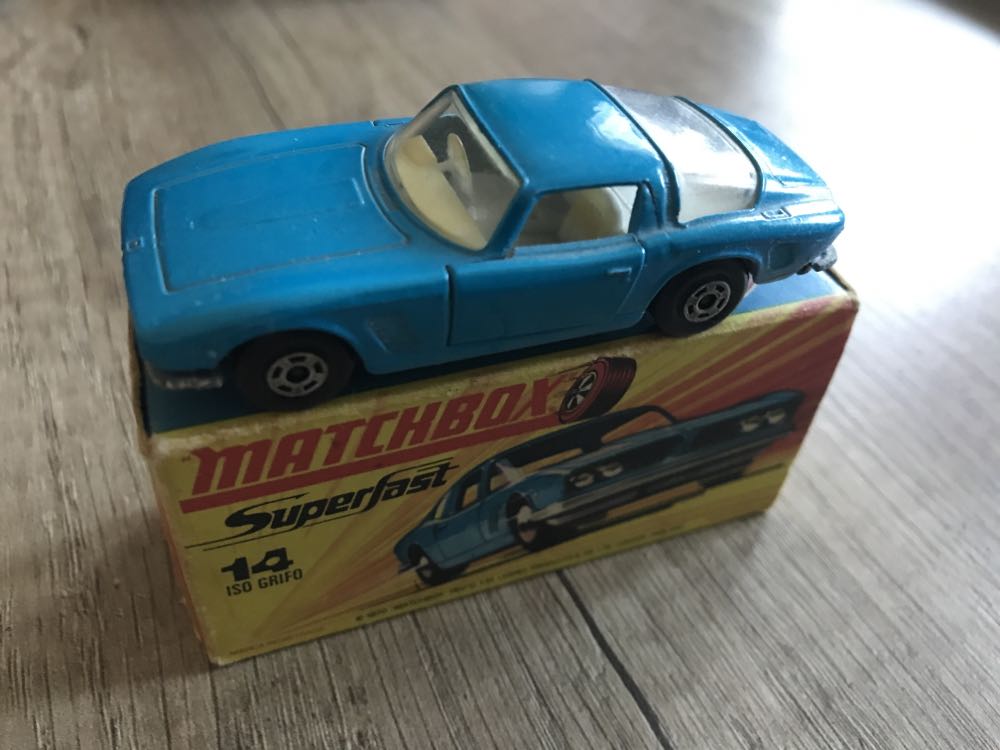 Iso Grifo - 1-75 Matchbox Superfast toy car collectible - Main Image 2