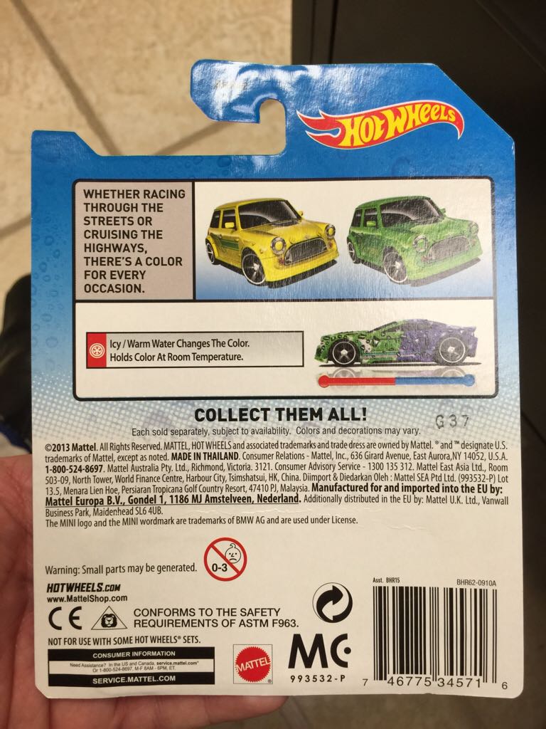 ’61 Morris Mini - ’14 HW City toy car collectible - Main Image 2