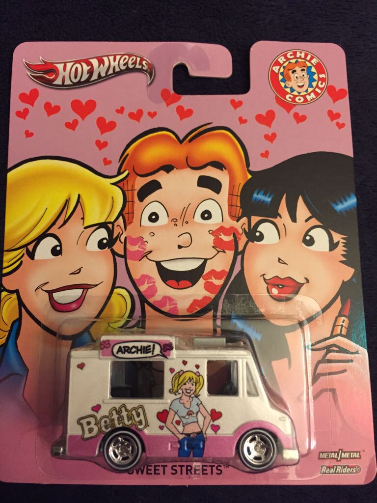 Sweet Streets - HW Pop Culters Archie toy car collectible - Main Image 1