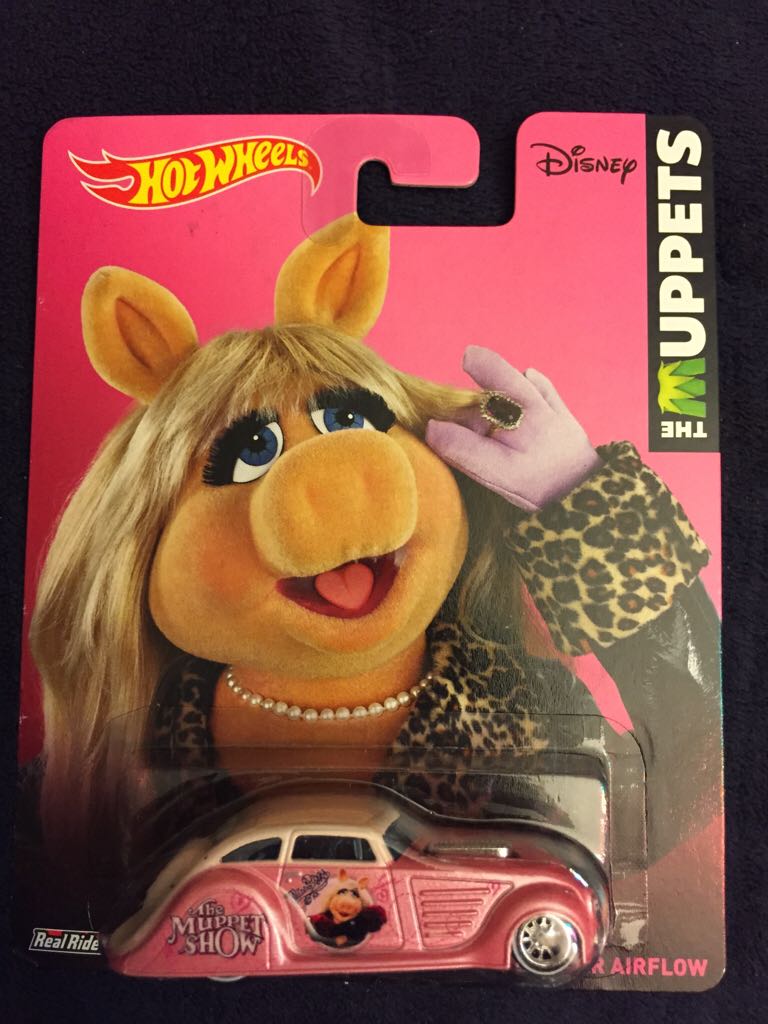 ’34 Chrysler Airflow - 2014 - HW Pop Culture - The Muppets toy car collectible - Main Image 1