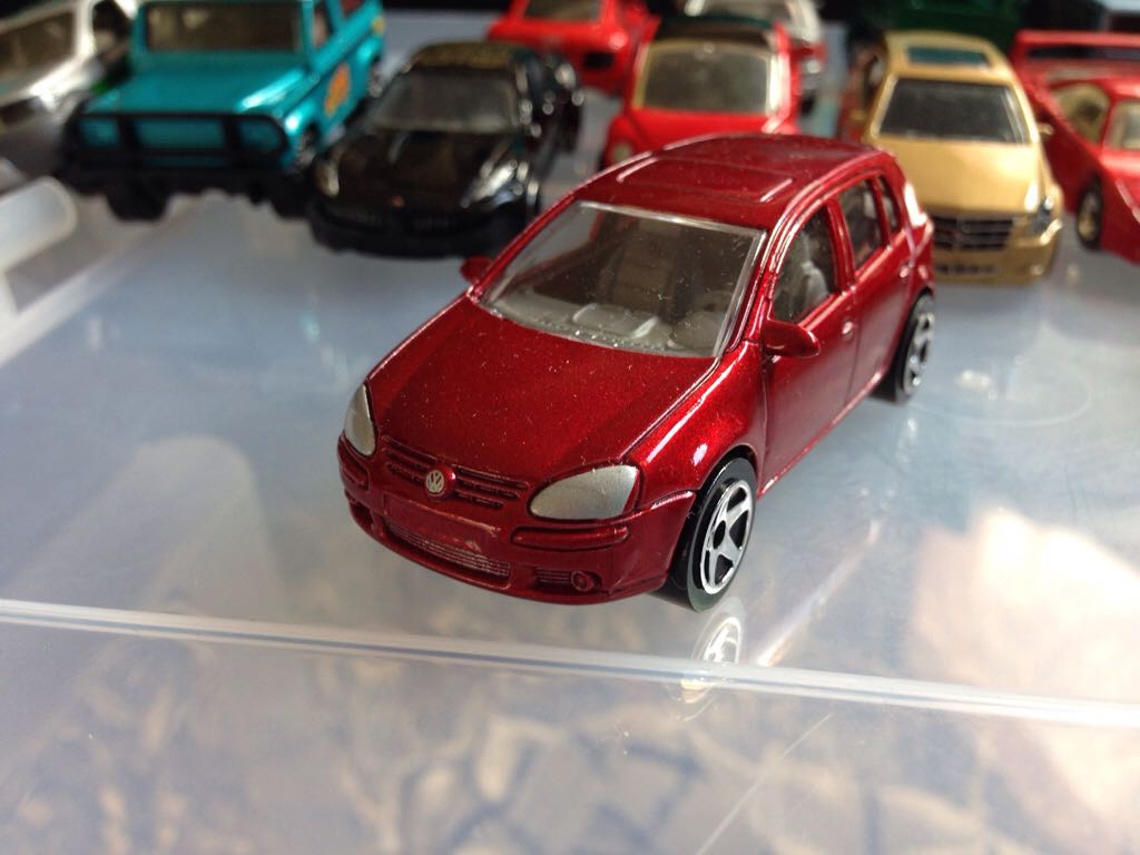 Volkswagen Golf V - Majorette toy car collectible - Main Image 1