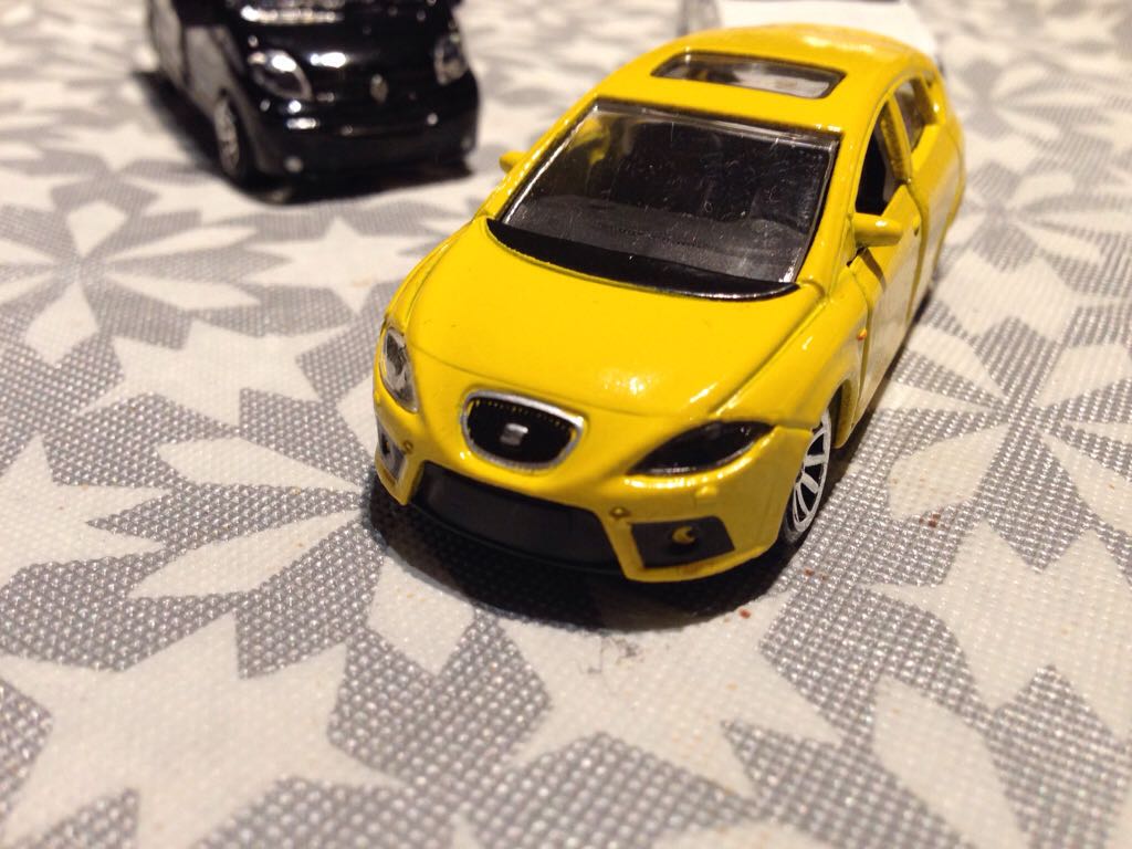 Seat Leon Cupra - Majorette toy car collectible - Main Image 1