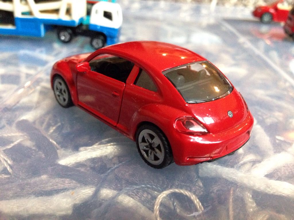 Volkswagen The Beetle - Siku toy car collectible - Main Image 2