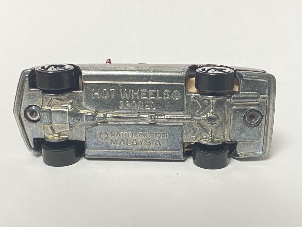 Mercedes 380SEL - Mainline toy car collectible - Main Image 3