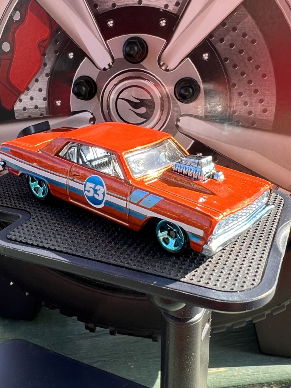 ‘64 Chevelle SS - HW WORKSHOP toy car collectible - Main Image 3