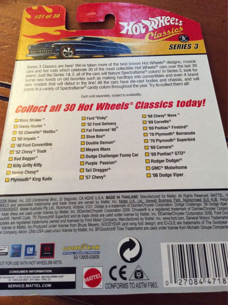 Classics - ’69 Pontiac GTO - 2007 Hot Wheels Classics #3 toy car collectible - Main Image 2