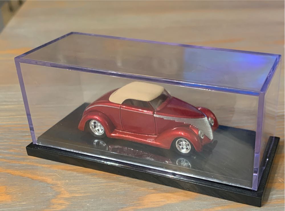 Customized 1937 Ford - 100% Hot Wheels toy car collectible - Main Image 2