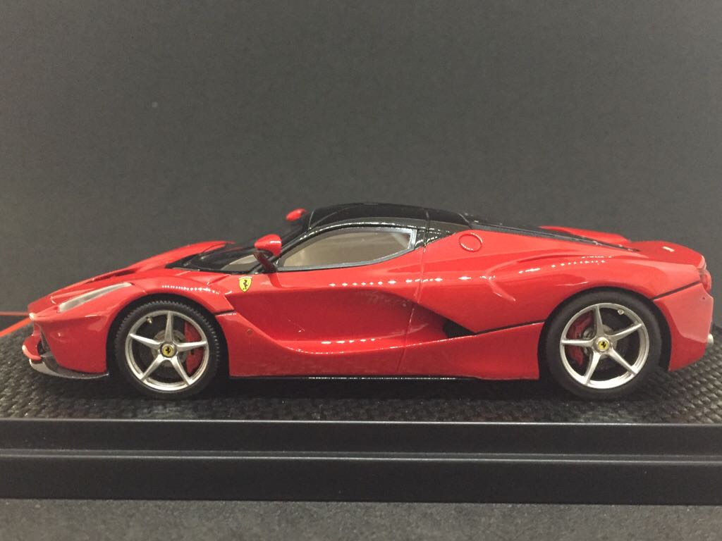 Ferrari LaFerrari - Elite toy car collectible - Main Image 2