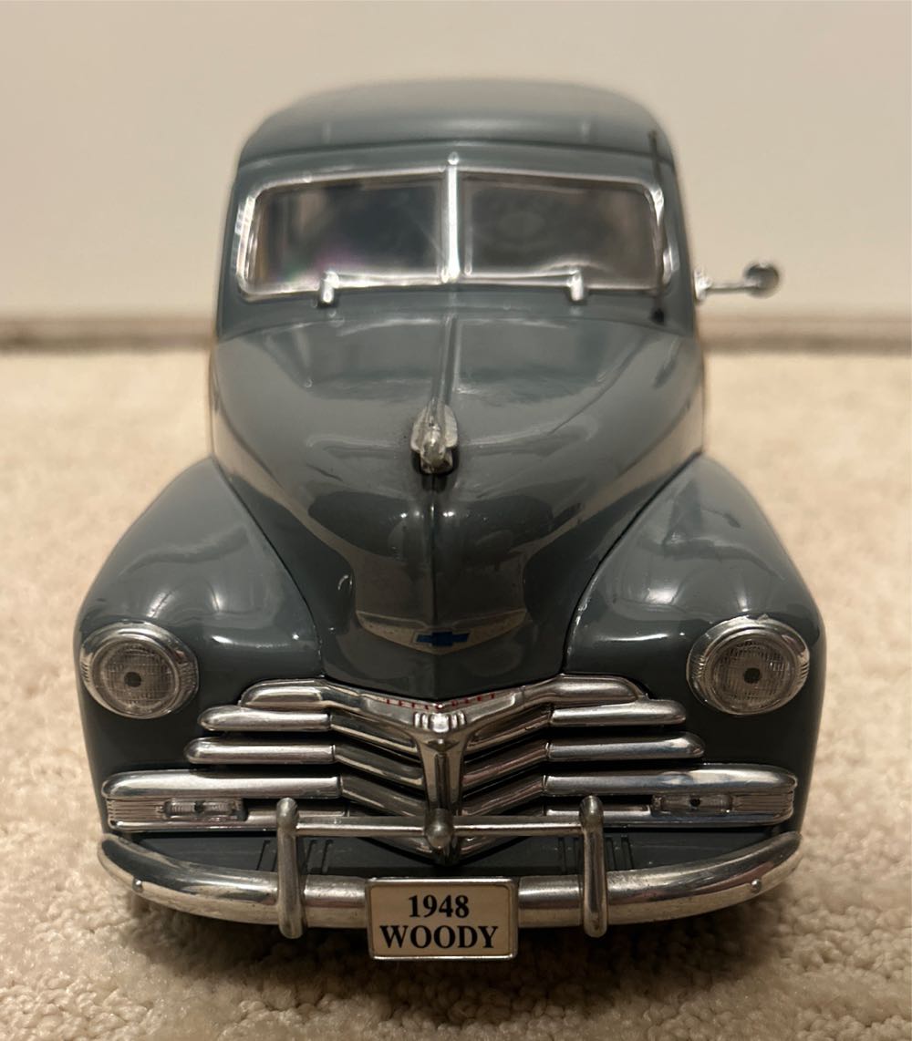 Chevrolet Fleetmaster (Woody) - Premiere Edition toy car collectible - Main Image 3