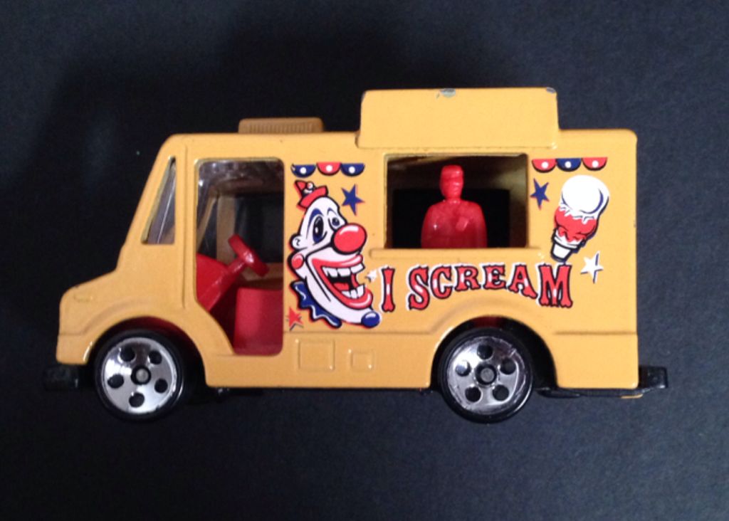 Hot Wheels Ice Cream Truck I Scream Yellow - Virtural Collection Cars toy car collectible - Main Image 2