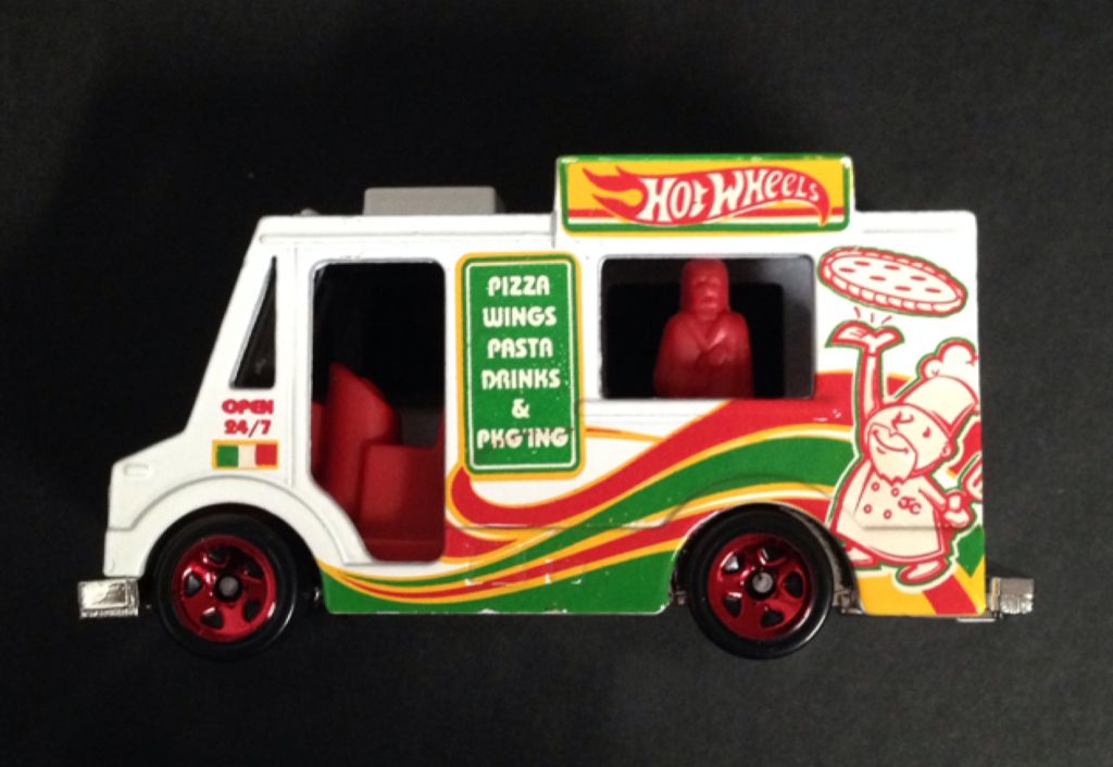Hot Wheels Ice Cream Truck Pizza - HW City - HW City Works toy car collectible - Main Image 2