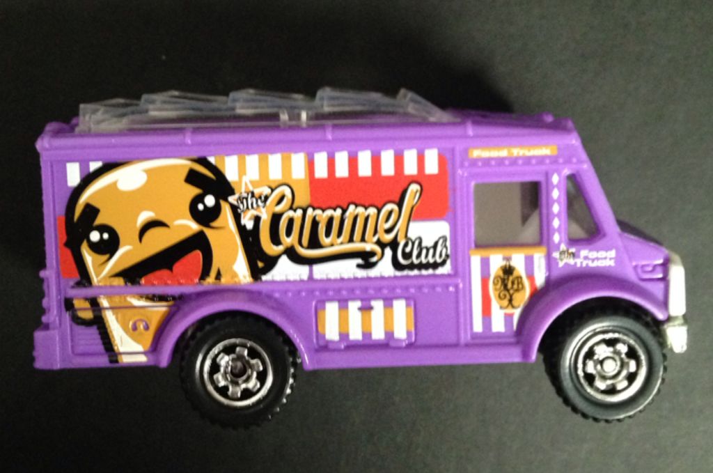 Matchbox Food Truck Caramel Club - 2013 MBX Adventure City toy car collectible - Main Image 1