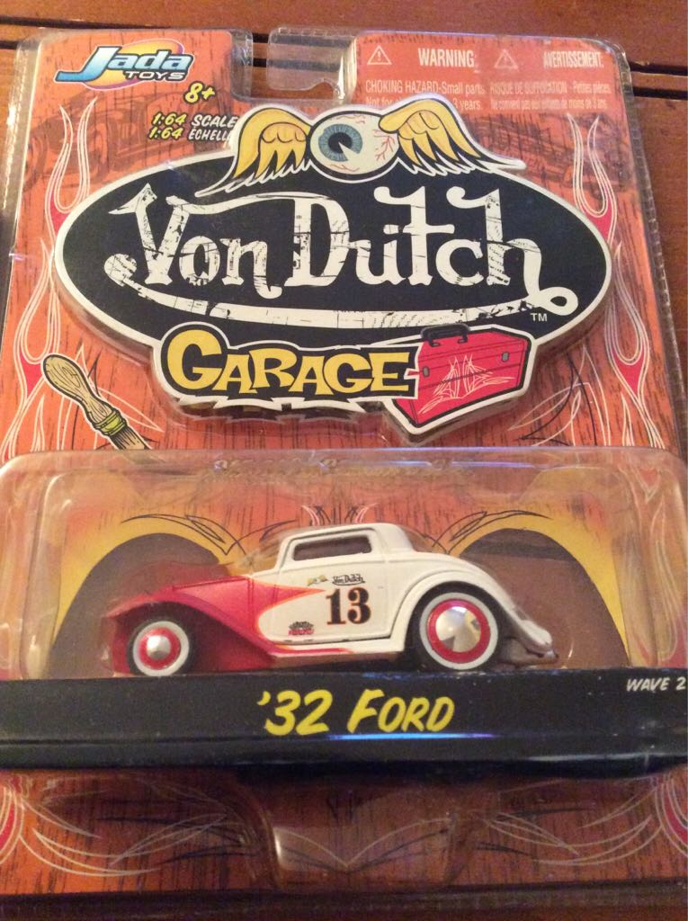 VonDutch Garage - ’32 Ford - Wave 2 toy car collectible - Main Image 1
