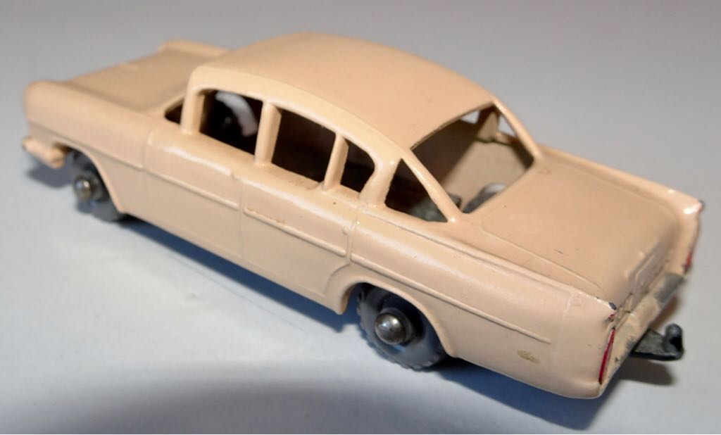 Vauxhall Cresta 22B-2 - 1-75 Matchbox toy car collectible - Main Image 2