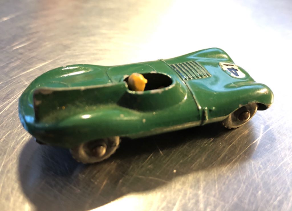 D-Type Jaguar - MBX 1-75 toy car collectible - Main Image 2