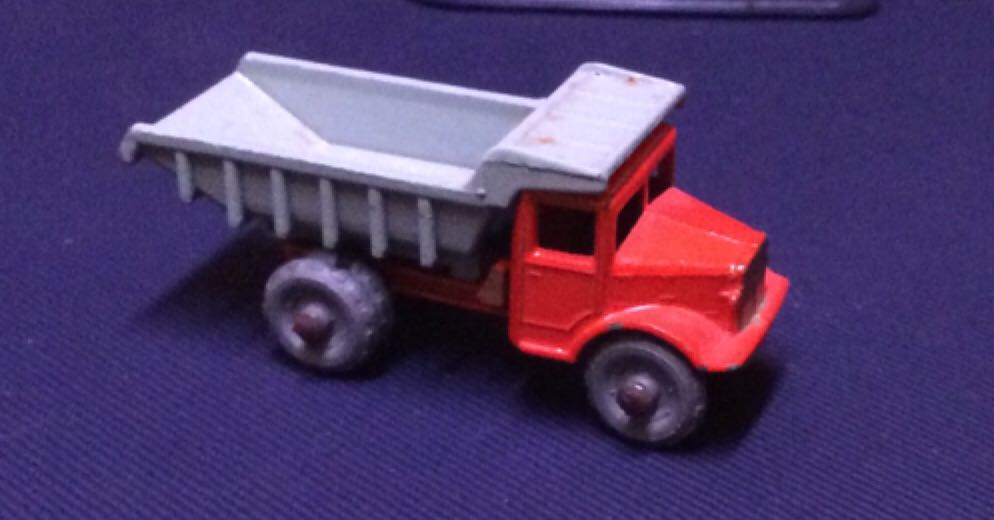 Quarry Truck 6A-3 - 1-75 Matchbox toy car collectible - Main Image 1