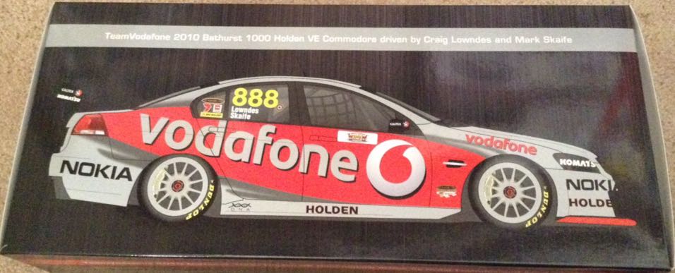 Bathurst 2010 - Craig Lowndes And Mark Skaife - Prototype Markings - Bathurst toy car collectible - Main Image 2