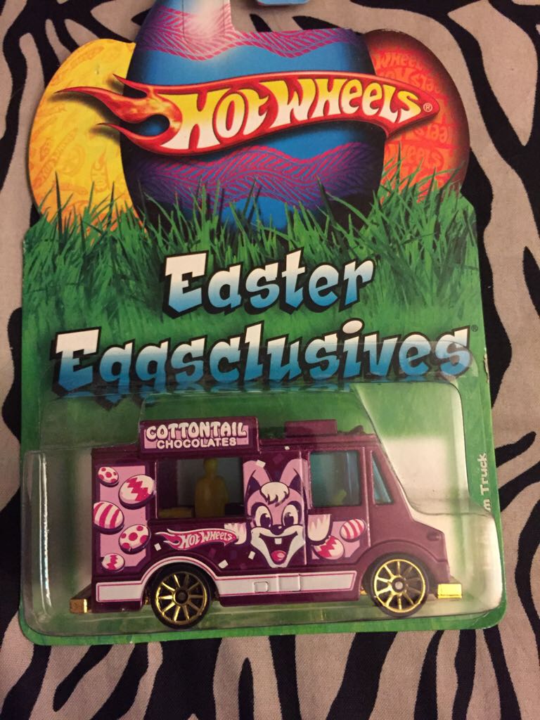 Tomica Suzu Elf Scissor Truck