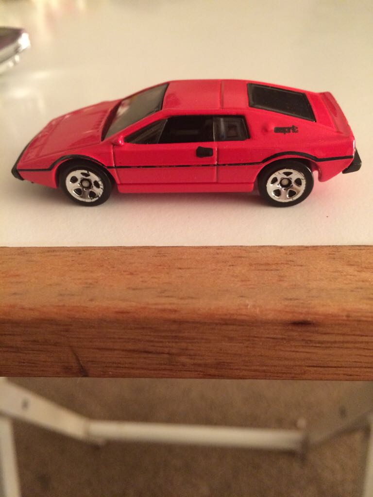 Lotus Espirit S1 - 2015 - HW Workshop - Garage toy car collectible - Main Image 2