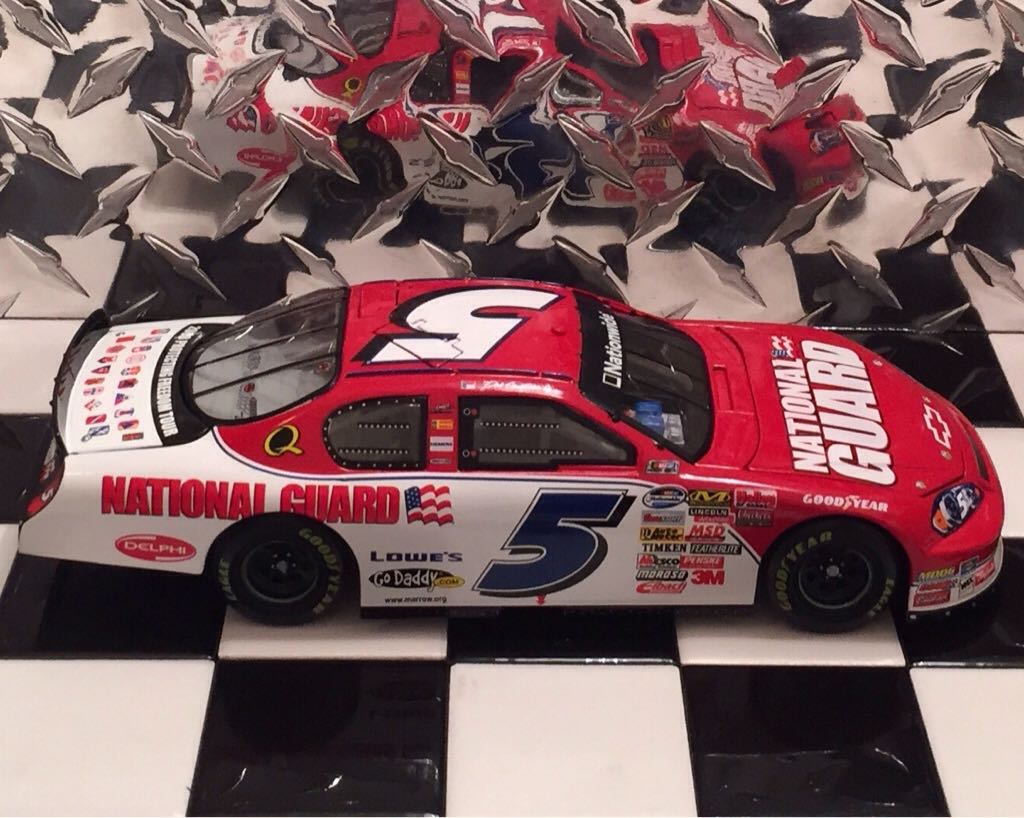 Dale Earnhardt Jr. - NASCAR Nationwide Series toy car collectible - Main Image 2