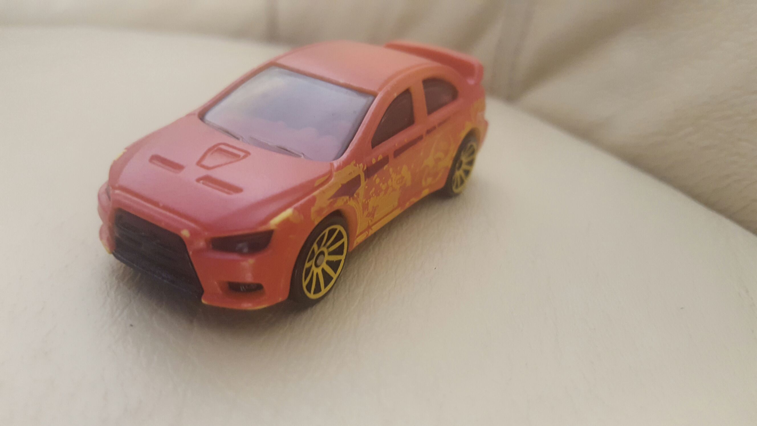 2008 Mitsubishi Lancer Evolution - Color Shifter toy car collectible - Main Image 2