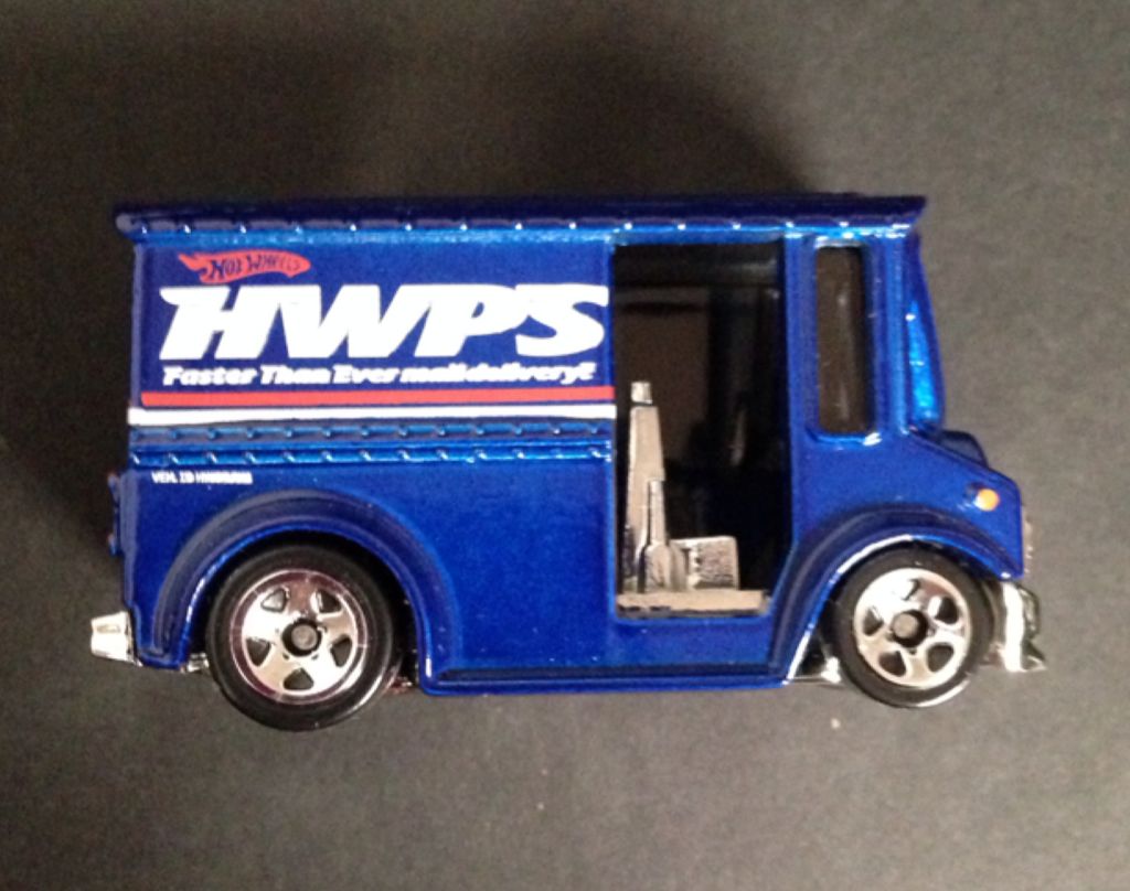 Hot Wheels Bread Box HWPS Blue - 2010 New Models toy car collectible - Main Image 2