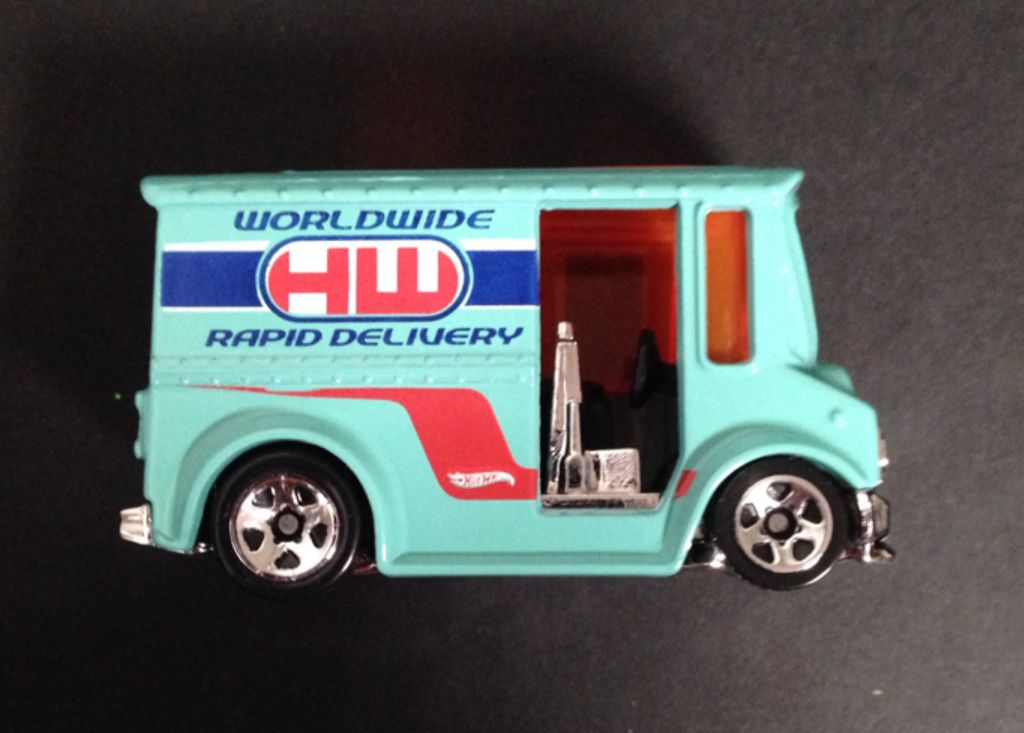 Hot Wheels Bread Box HW Worldwide toy car collectible - Main Image 1