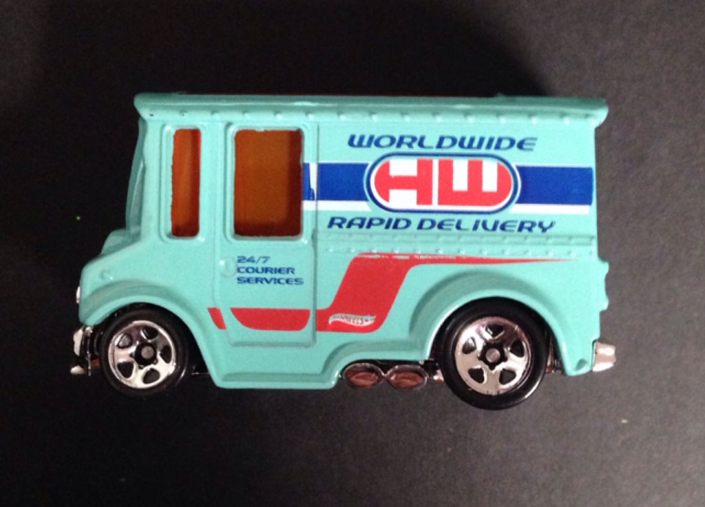 Hot Wheels Bread Box HW Worldwide toy car collectible - Main Image 2