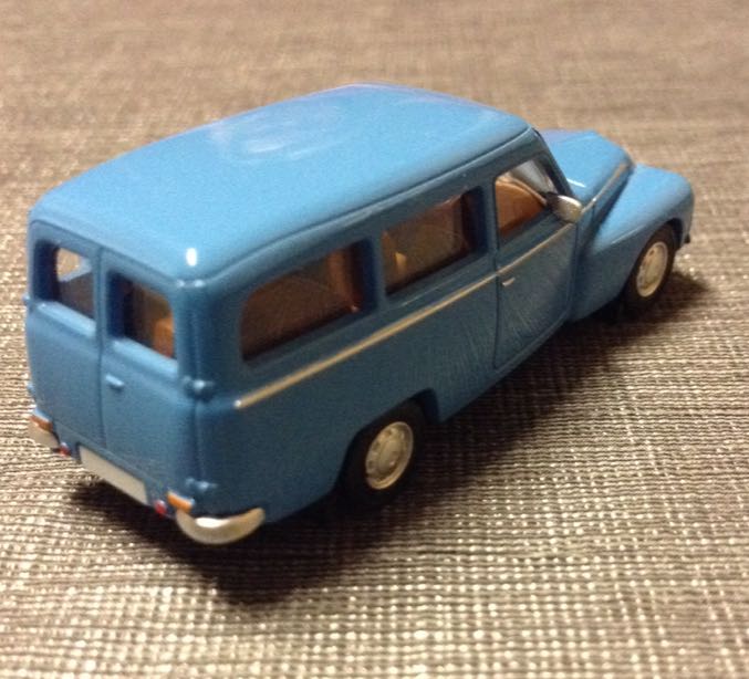 Volvo  toy car collectible - Main Image 2
