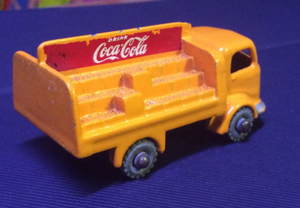 Karrier Coca Cola Lorry 37A-9 - 1-75 Matchbox toy car collectible - Main Image 2