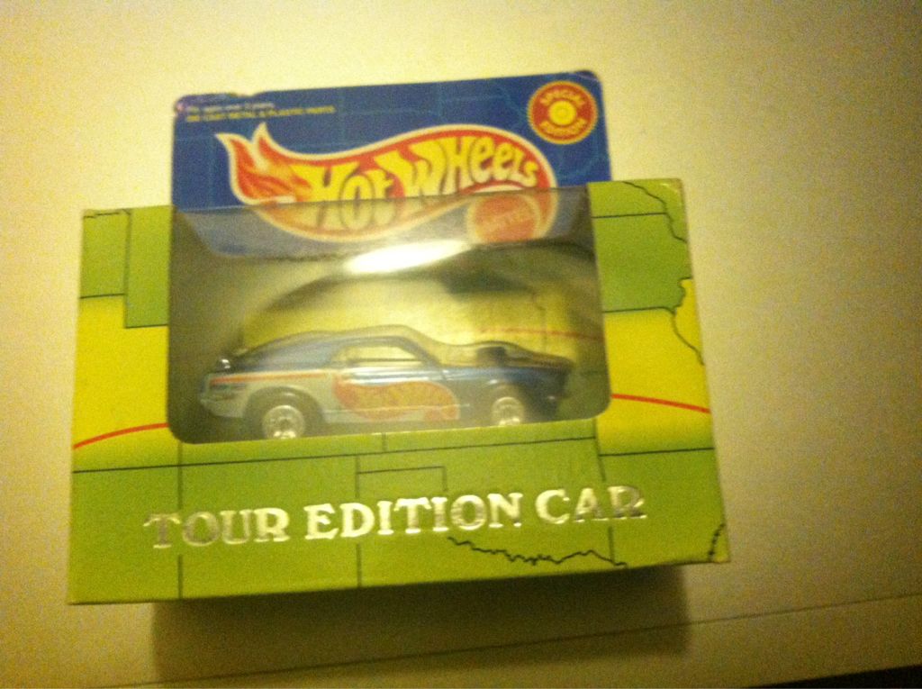 Tour Edition Car  - Tour Edition Car toy car collectible - Main Image 2