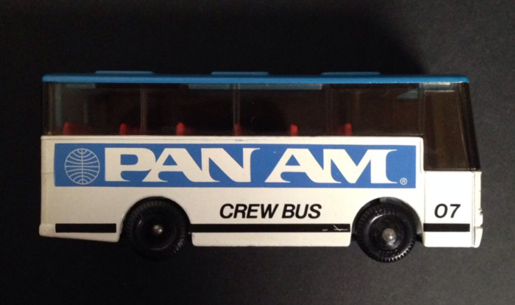 Lledo Marathons Bus Pan Am  toy car collectible - Main Image 1