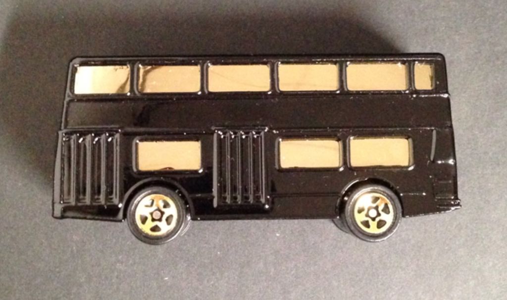 Hot Wheels Daimler Fleetline  toy car collectible - Main Image 2