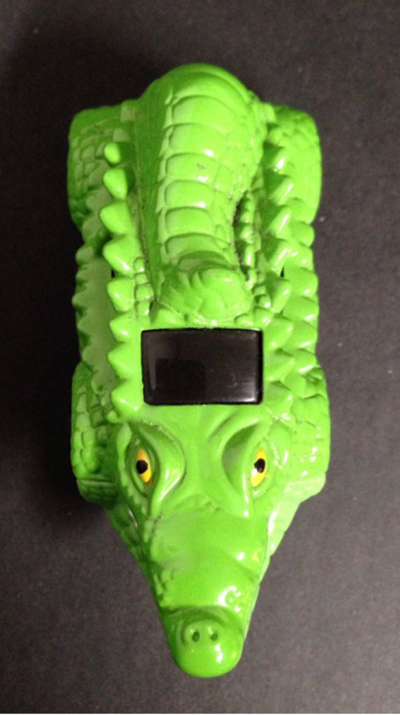 Tailgator - Matchbox 1 - 75 toy car collectible - Main Image 2