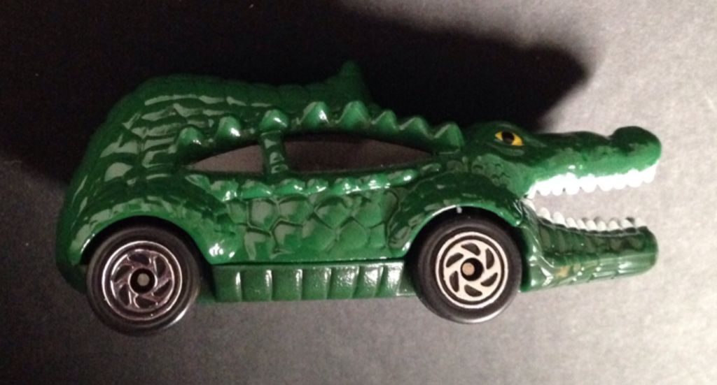 Matchbox Tailgator Dk Green  toy car collectible - Main Image 1