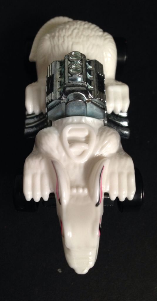 Hot Wheels Ratmobile White/Pink - HW Imagination toy car collectible - Main Image 2