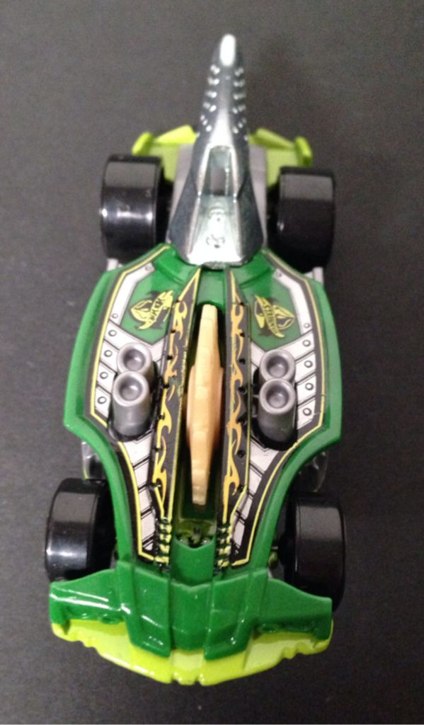 Buzzerk - 2014 HW City - Medieval Riders toy car collectible - Main Image 2