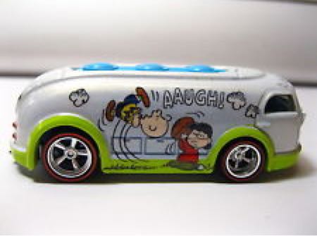 Peanuts - Soda Popper - 2014 Pop Culture - Peanuts toy car collectible - Main Image 2