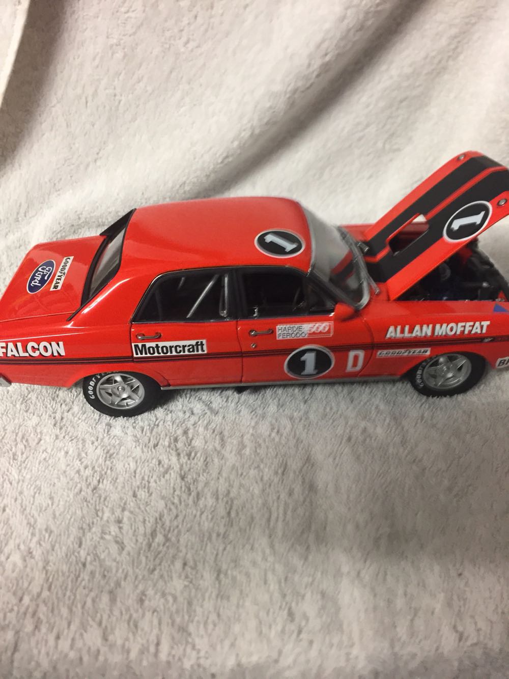 Allan Moffat 1972 XY GTHO Falcon - Allan Moffat toy car collectible - Main Image 3